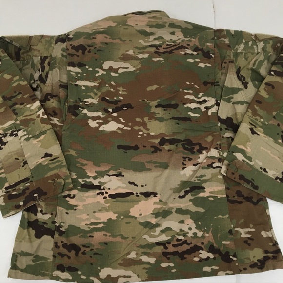 USA military camouflage jacket. Insect repellent. Size large. New with tags. - Picture 8 of 9